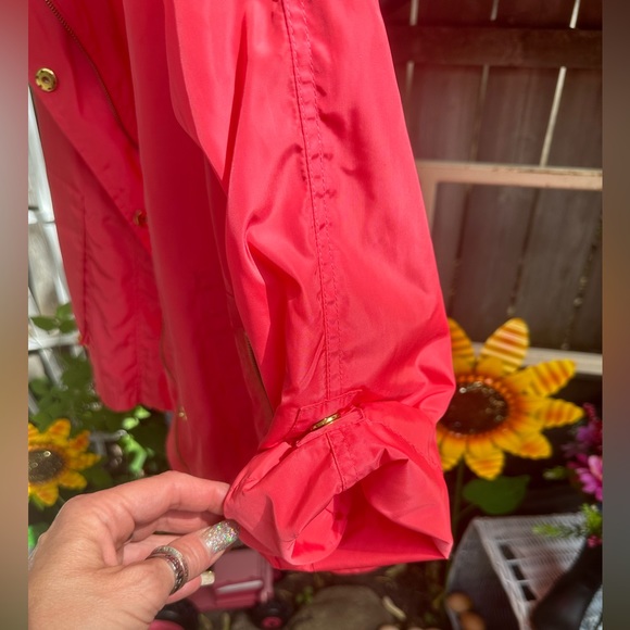 LUiI RAIN Coat Beautiful salmon/coral in color size large - Picture 10 of 15